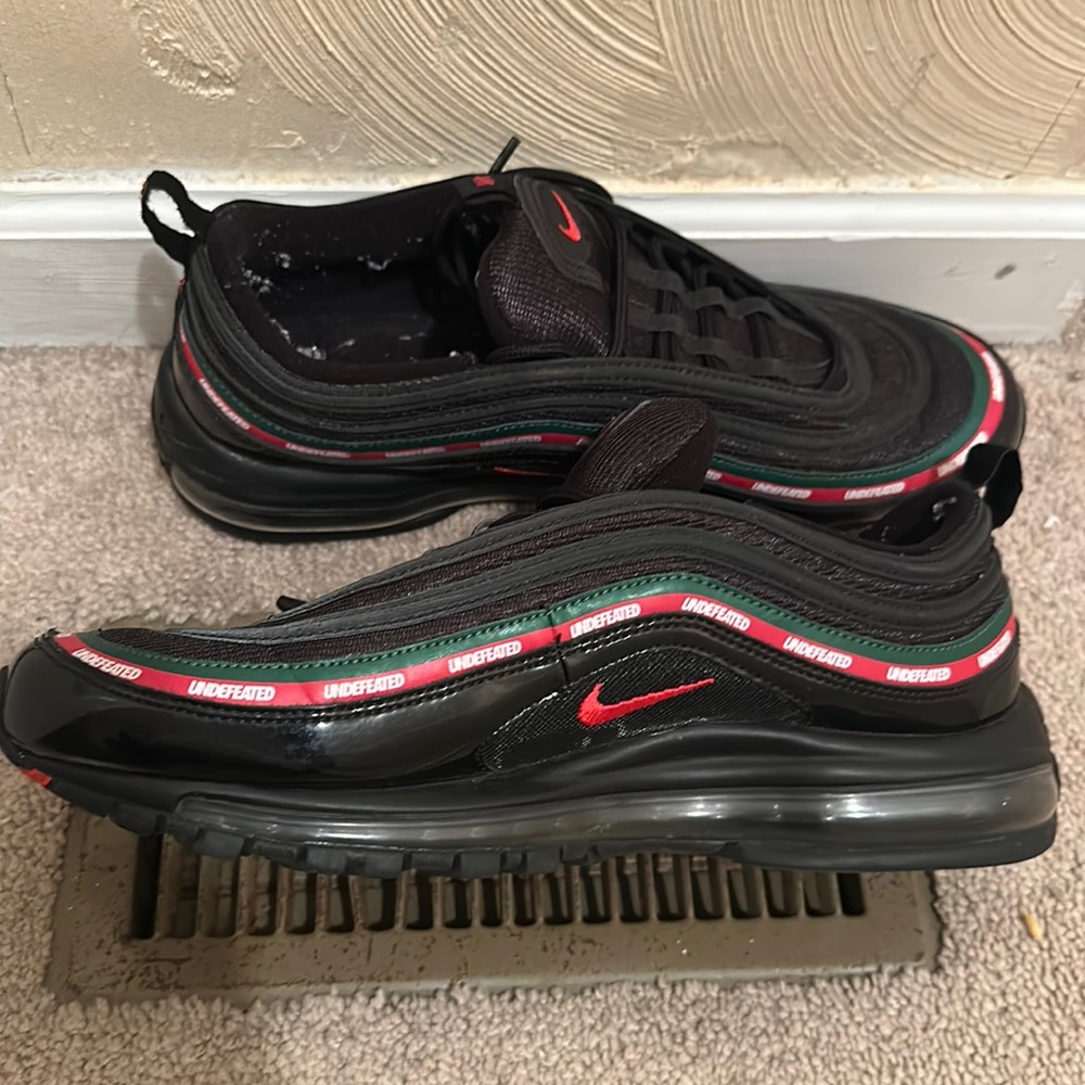 Undefeated Airmax 97